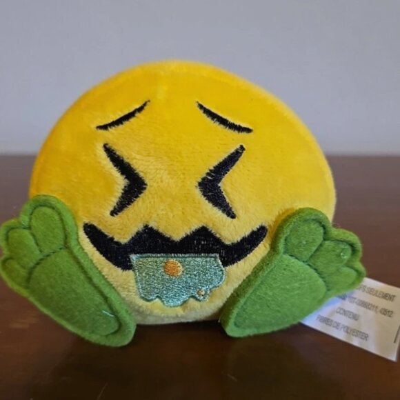 Puking Emoji Stuffed Plush Toy Fun 2 Play Brand - Picture 3 of 3
